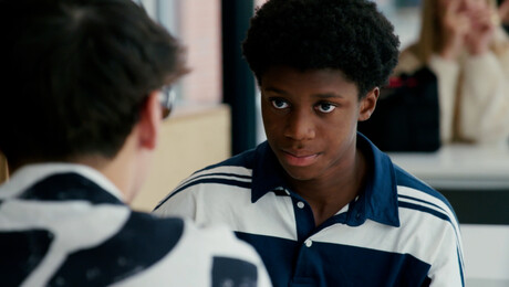 Mika krijgt schulden